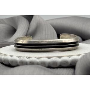 Handmade Native American Plain Stamped Sterling Silver Cuff Bracelet By Tom Hawk